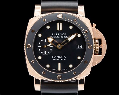 42mm luminor panerai|panerai 42 mm submersible.